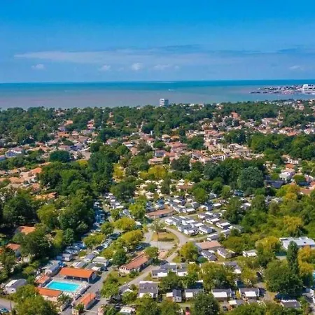 Campingplatz 3 Etoiles - Piscine - Efcagd Saint-Georges-de-Didonne